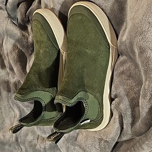 Vans ultra cush 3D pull on sneakers women's 8 mens 6.5 like new